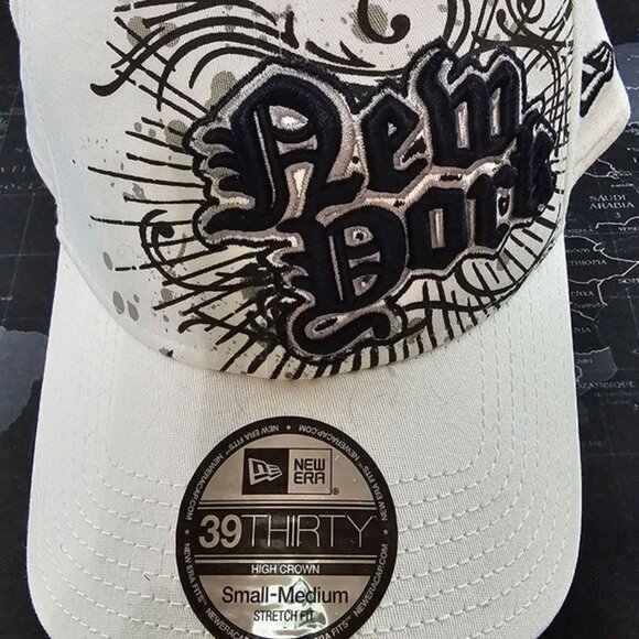 *Vintage* 2009 MLB New Era 39 Thirty NY Yankees Hat Pro-Back S/M stretch - Picture 1 of 6